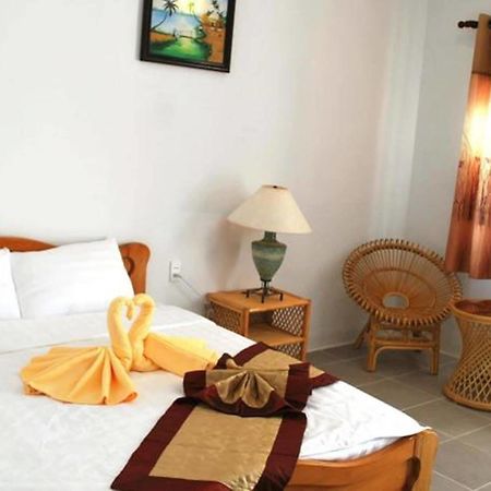 Phi Yen Hotel Chi Khu Co Ong Eksteriør bilde