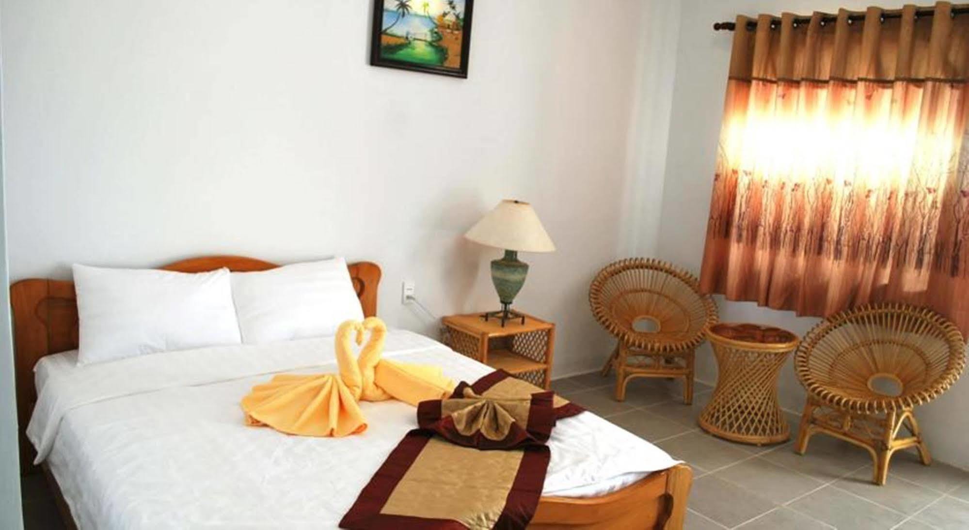 Phi Yen Hotel Chi Khu Co Ong Eksteriør bilde